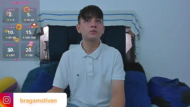 Snapshot of Bragam_Stiven chatting on September 21, 8:36 am Bragam Stiven online show from September 21, 8:36 am