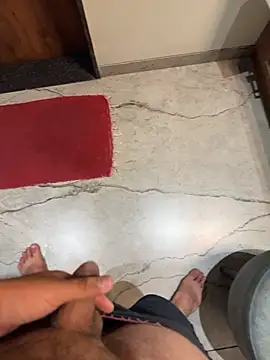 versatile guy01 online show from October 20, 7:07 pm