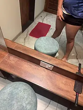 versatile guy01 online show from September 23, 5:56 pm