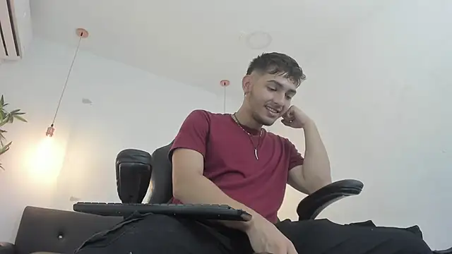 DiegoRogue  online show from December 16, 12:49 pm