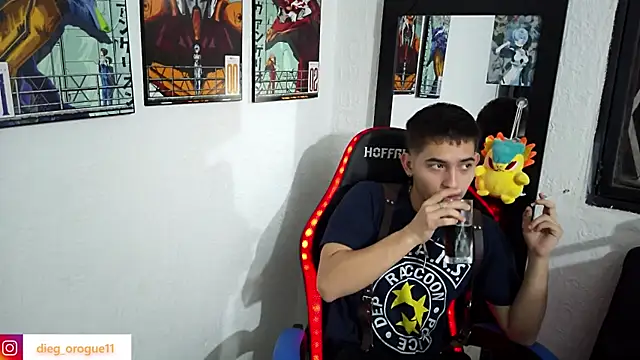 DiegoRogue  online show from March 9, 3:34 am