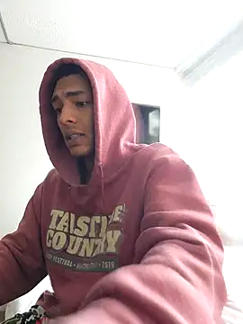 Jhonyblack 1 online show from February 24, 6:30 pm