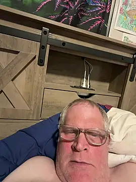 Mimmoromeo1973 online show from April 15, 4:56 am