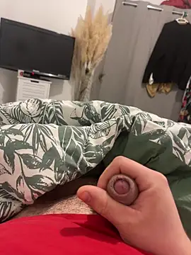 plaisir85 online show from February 11, 4:55 am