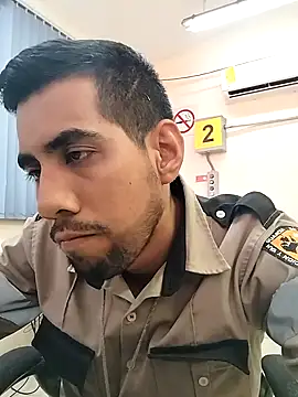 EnriquePersian197 online show from October 2, 7:40 pm