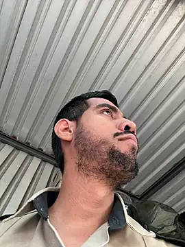 EnriquePersian197 online show from January 6, 2:14 pm