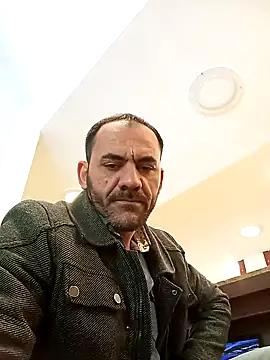 Snapshot of okan3456ok chatting on February 3, 9:30 am okan3456ok online show from February 3, 9:30 am