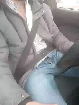 Snapshot of okan3456ok chatting on December 3, 6:24 am okan3456ok online show from December 3, 6:24 am