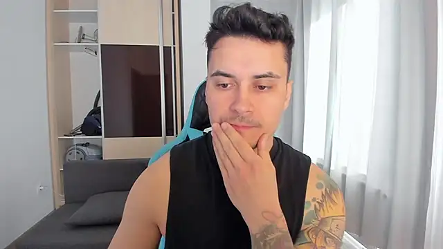 MatMalonne online show from March 8, 7:23 am