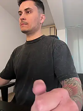 MatMalonne online show from April 13, 1:23 pm