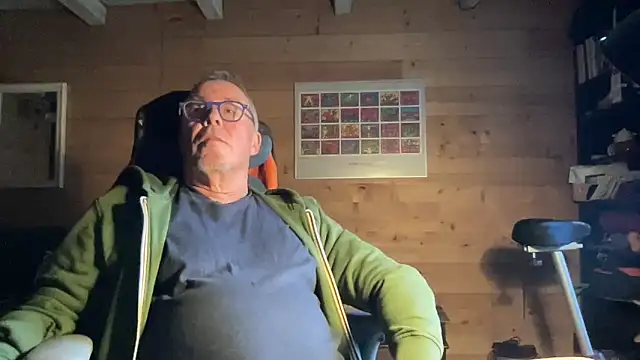 lelohop online show from February 5, 7:59 am