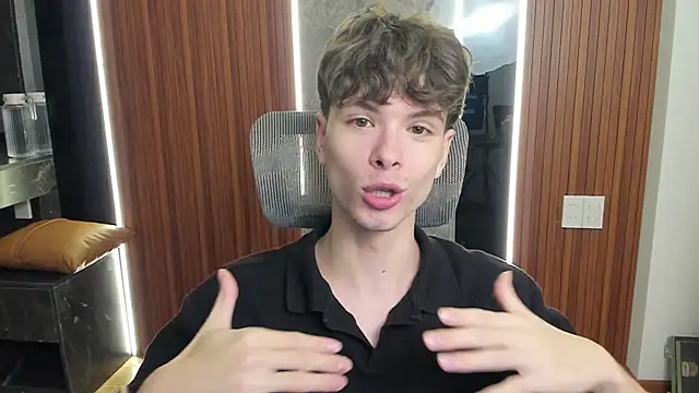 calvin love you online show from April 7, 5:13 pm