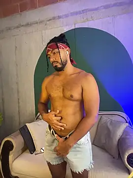 noah jones   online show from February 11, 5:40 pm