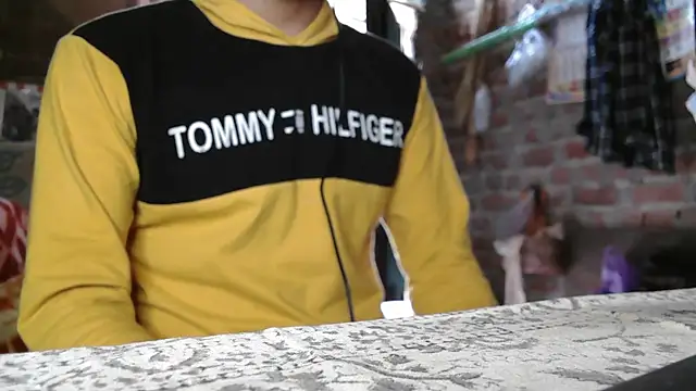 Dreamdaze2025 online show from April 9, 6:19 am