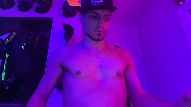 hot shot 13 online show from January 9, 6:07 am