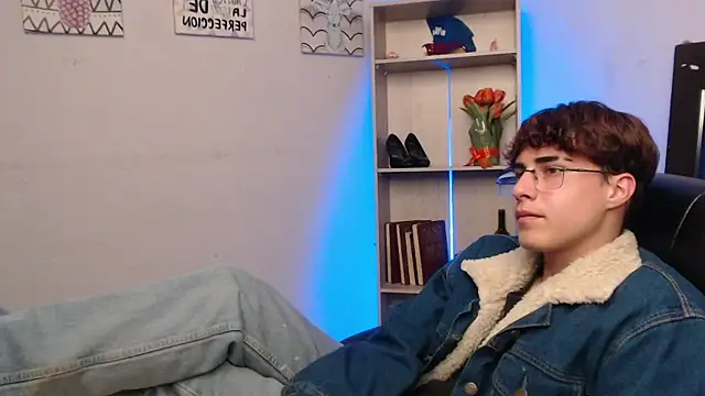 Snapshot of Jeam_hot chatting on September 9, 8:52 pm Jeam hot online show from September 9, 8:52 pm