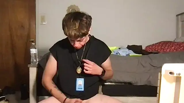 twentywithafelonyy online show from October 12, 5:23 am