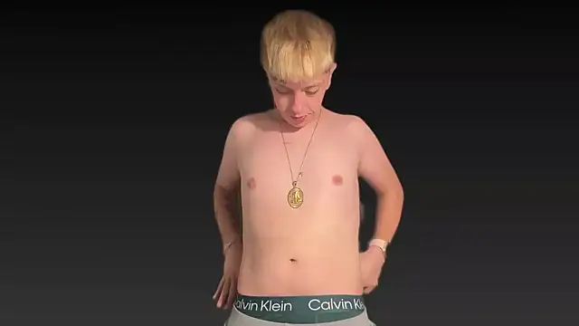 twentywithafelonyy online show from January 4, 9:21 am