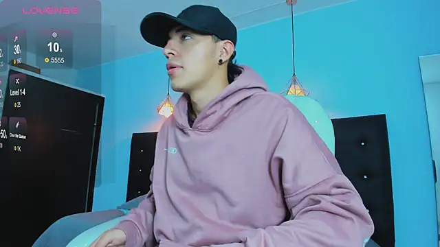 Lobo 17  online show from November 5, 3:41 am