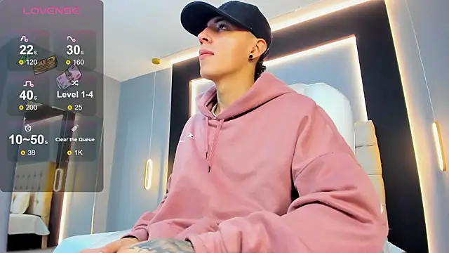 Lobo 17  online show from February 3, 3:26 am