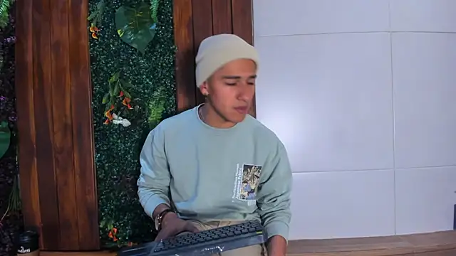 Andy Joy  online show from November 29, 12:07 pm