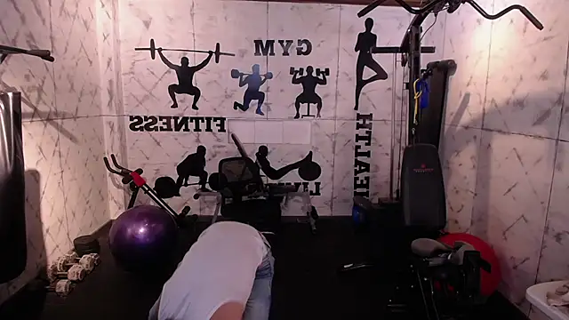 Andy Joy  online show from February 11, 12:10 pm