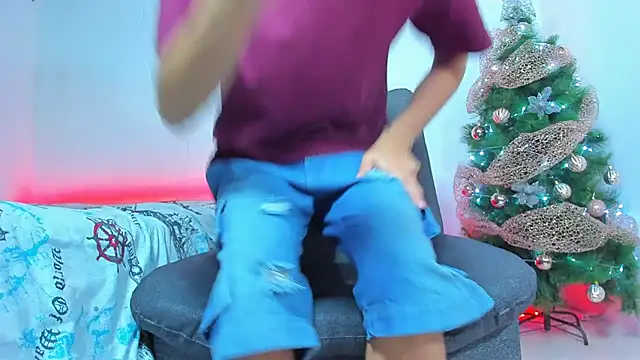 maxowens oficial online show from December 15, 11:20 pm