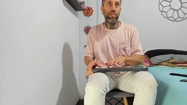 Antoniohot2024 online show from February 26, 12:14 pm