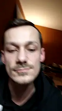 Snapshot of Crazzy_Maiky chatting on February 13, 5:54 pm Crazzy Maiky online show from February 13, 5:54 pm