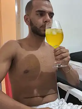 noahmarins online show from December 22, 1:12 am