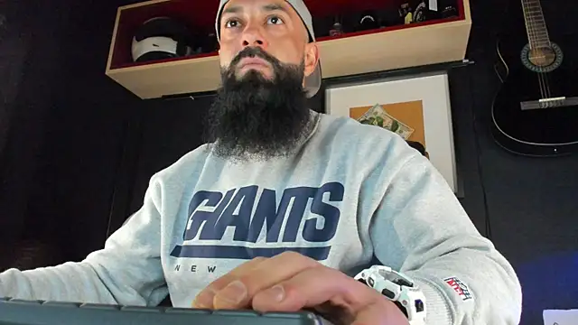 axxelrich  online show from February 8, 6:43 am