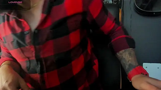 axxelrich  online show from September 19, 4:46 am