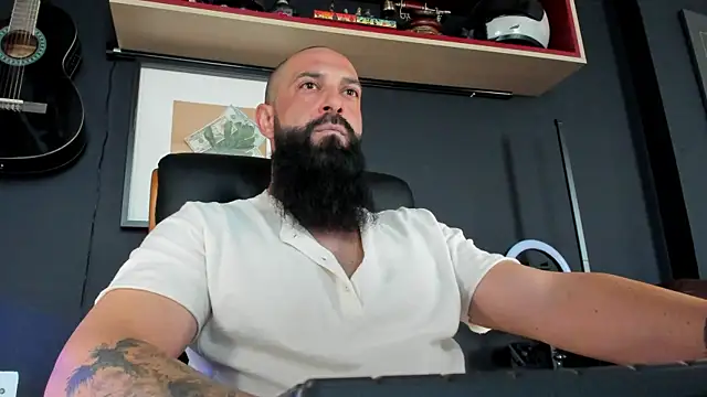 axxelrich  online show from February 5, 8:32 am