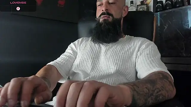 axxelrich  online show from September 20, 5:18 am