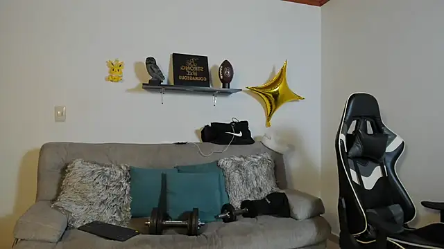 julian wallace online show from November 18, 10:23 pm