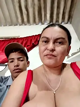 Horny-Mommy-Dirty online show from January 15, 7:16 pm