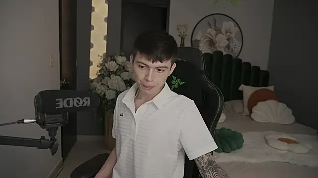 IsmaelRichardson online show from March 19, 10:20 pm