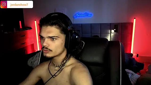 JordanShow online show from November 16, 1:35 pm