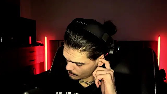 JordanShow online show from November 28, 3:03 pm