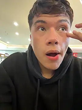 Logan smith1 online show from June 2, 7:59 pm
