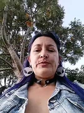 sophie banger online show from January 17, 10:44 pm