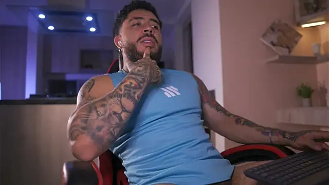 LeoSalvatore  online show from October 27, 12:57 am