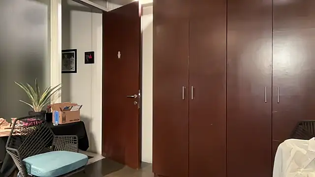 alanan881 online show from March 22, 3:33 am