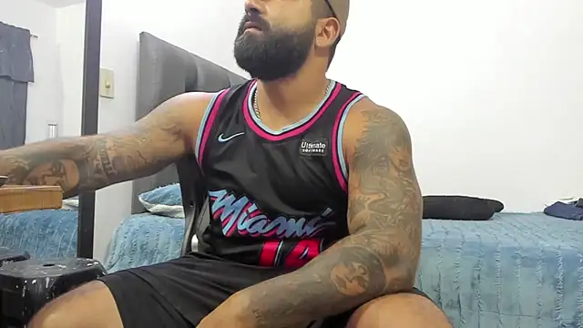 Lyon vach online show from December 13, 1:59 am