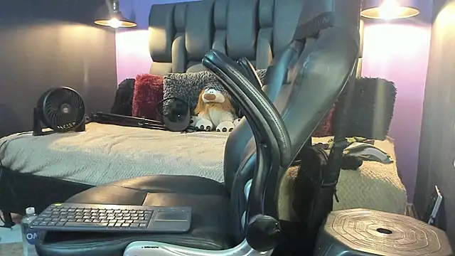 Lyon vach online show from October 18, 2:49 am