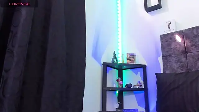 nolan twink1 online show from April 15, 7:58 pm