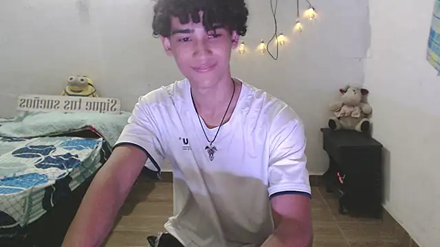 jake willianss online show from December 4, 4:43 am