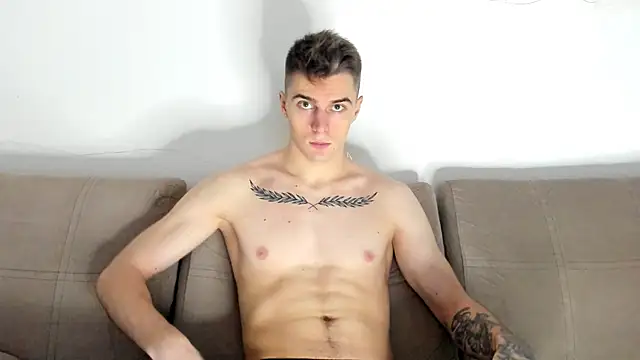 Snapshot of Ian_Connery chatting on January 7, 5:09 pm Ian Connery online show from January 7, 5:09 pm