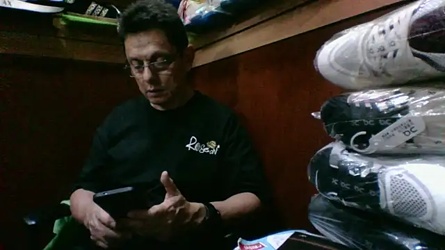 MarcusKelvin online show from November 6, 3:48 pm