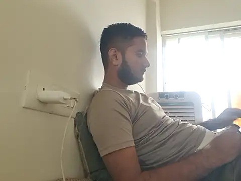 Jonrobinso online show from June 23, 4:50 am